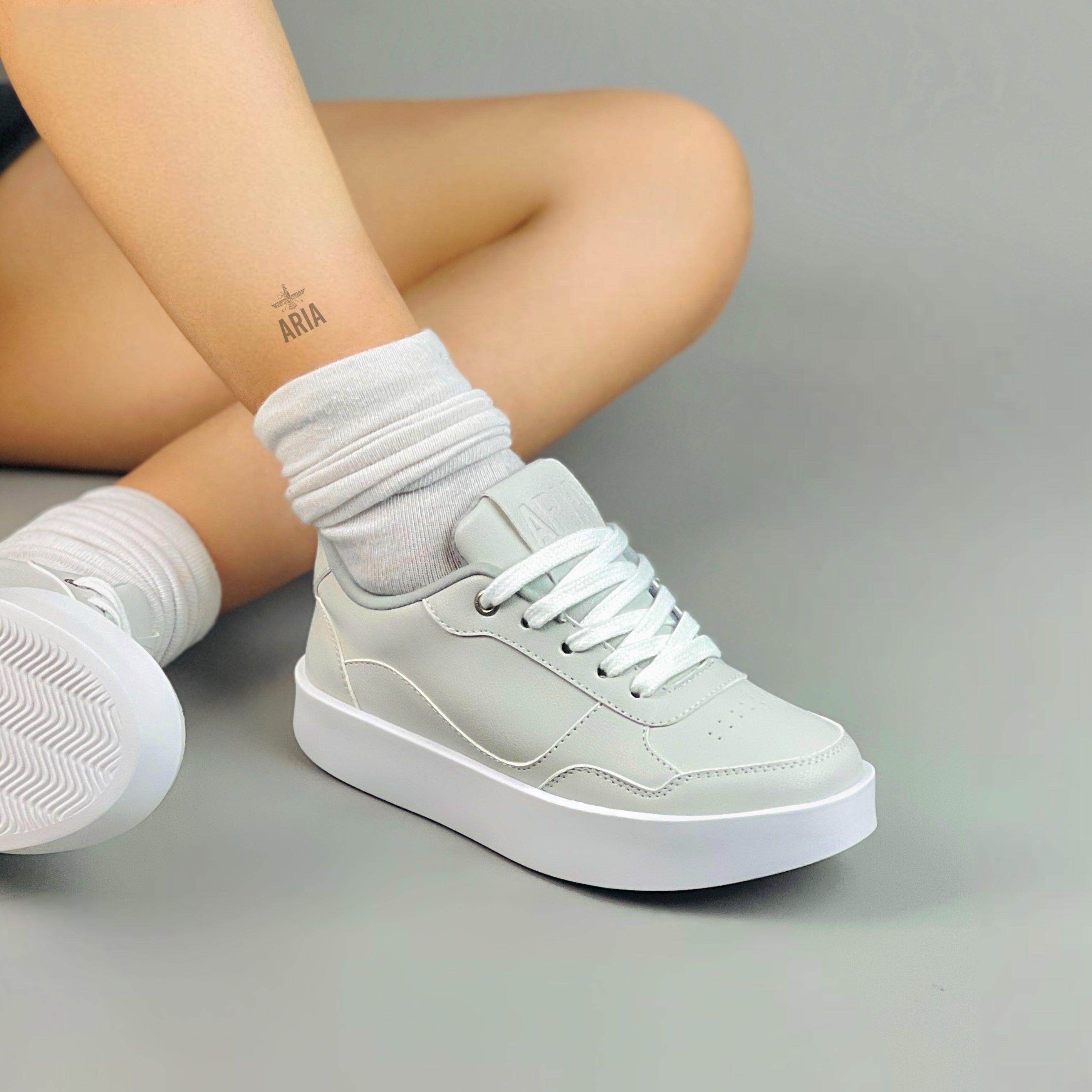 Sneaker Milán Plomo