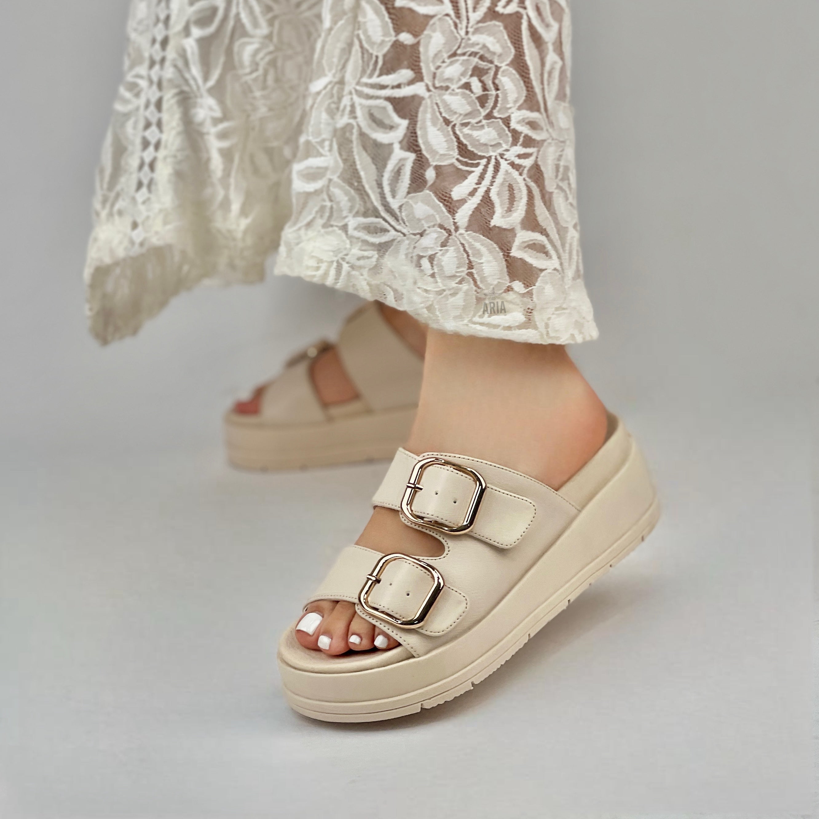 Sandalia Lola Hueso