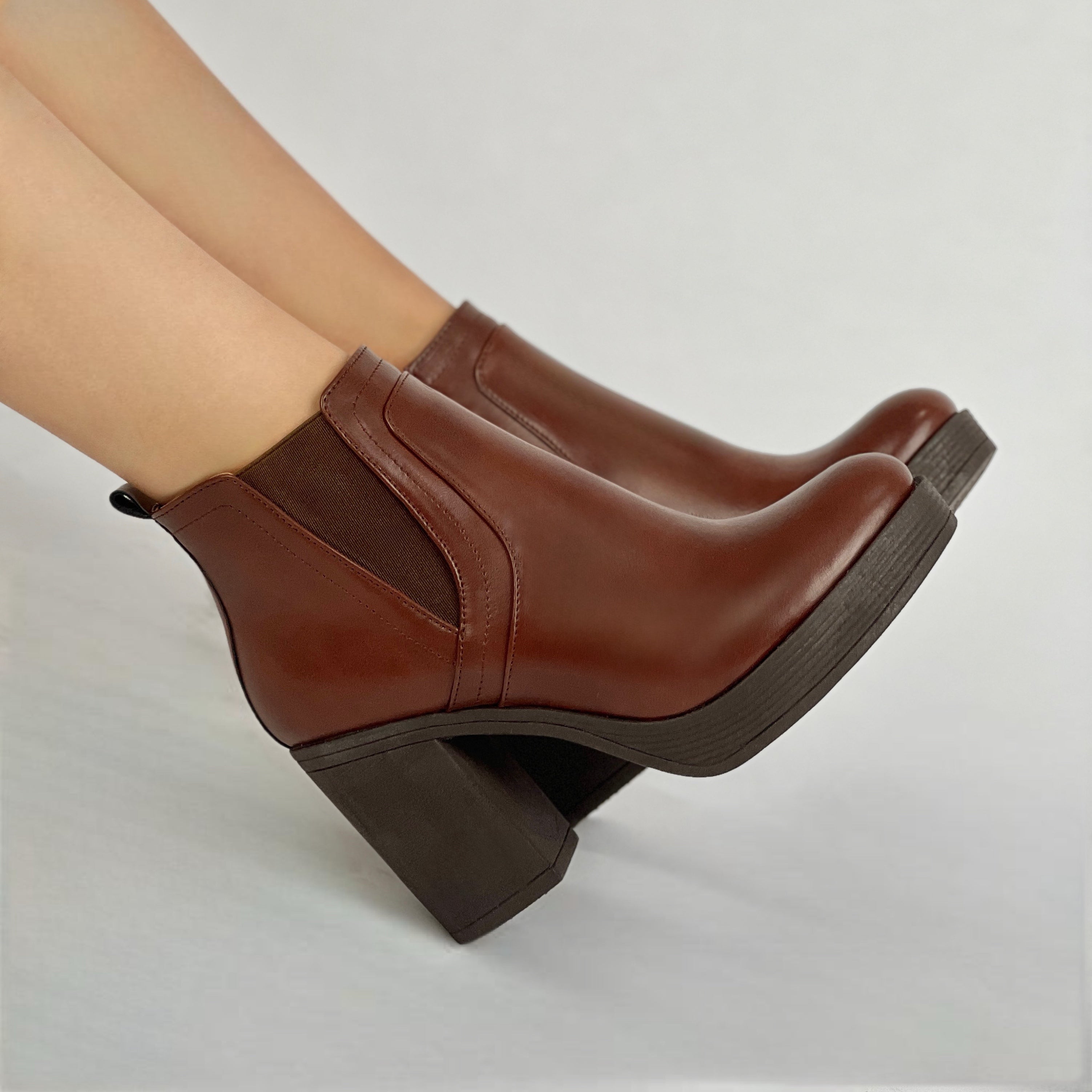 Botín Ashley Kaoba Mate