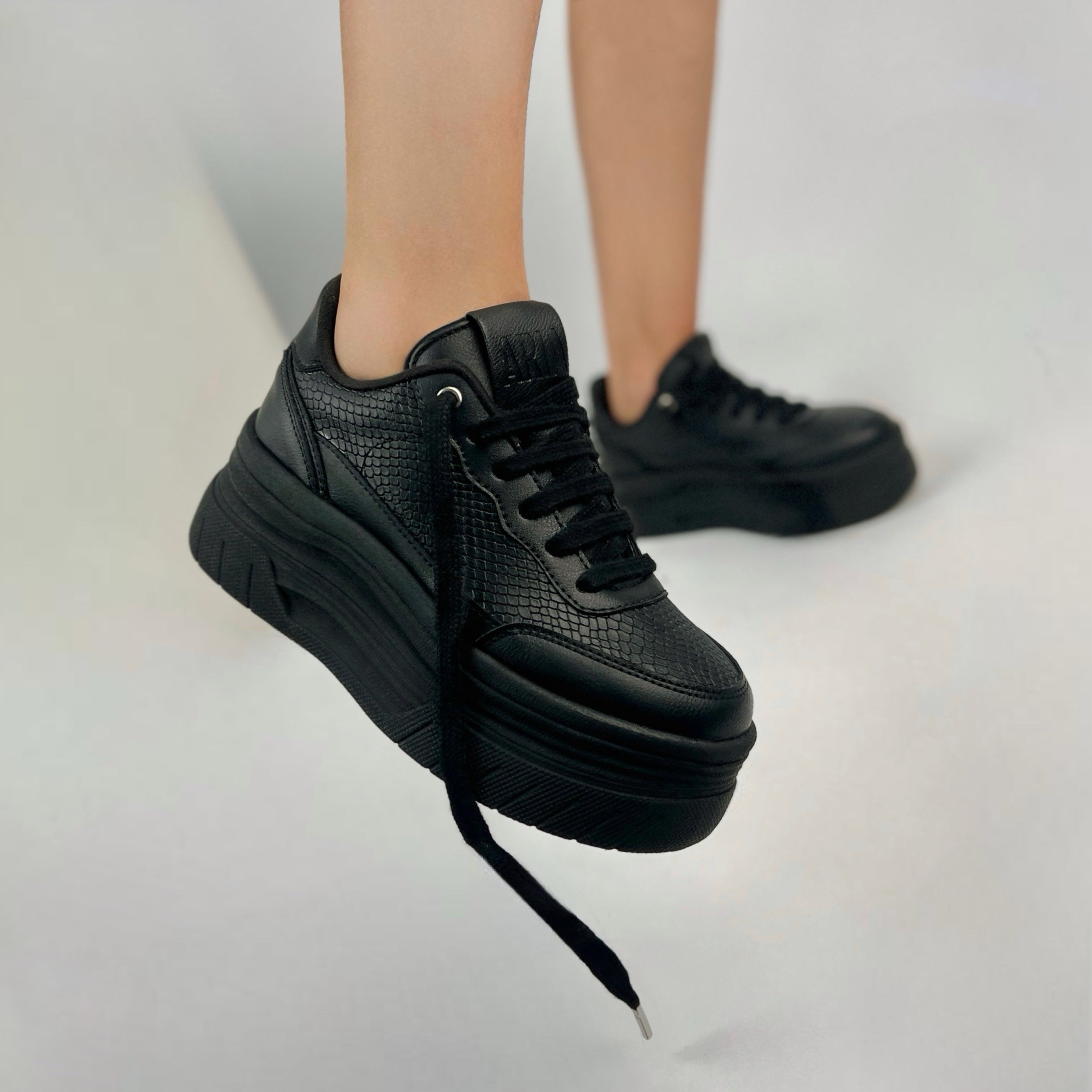 Sneaker Danna Negro