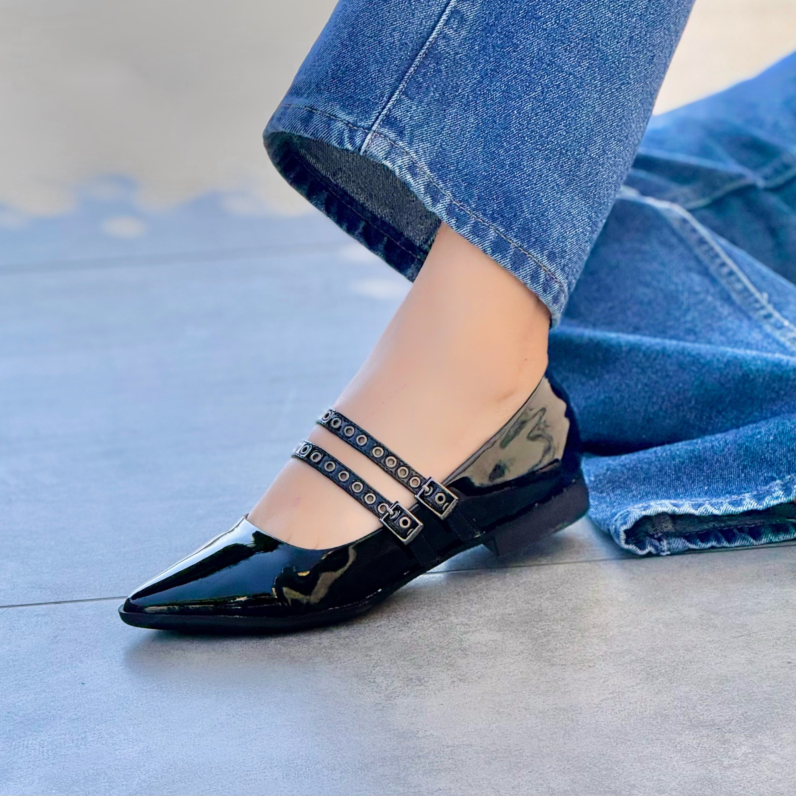 Flat Luna Negro