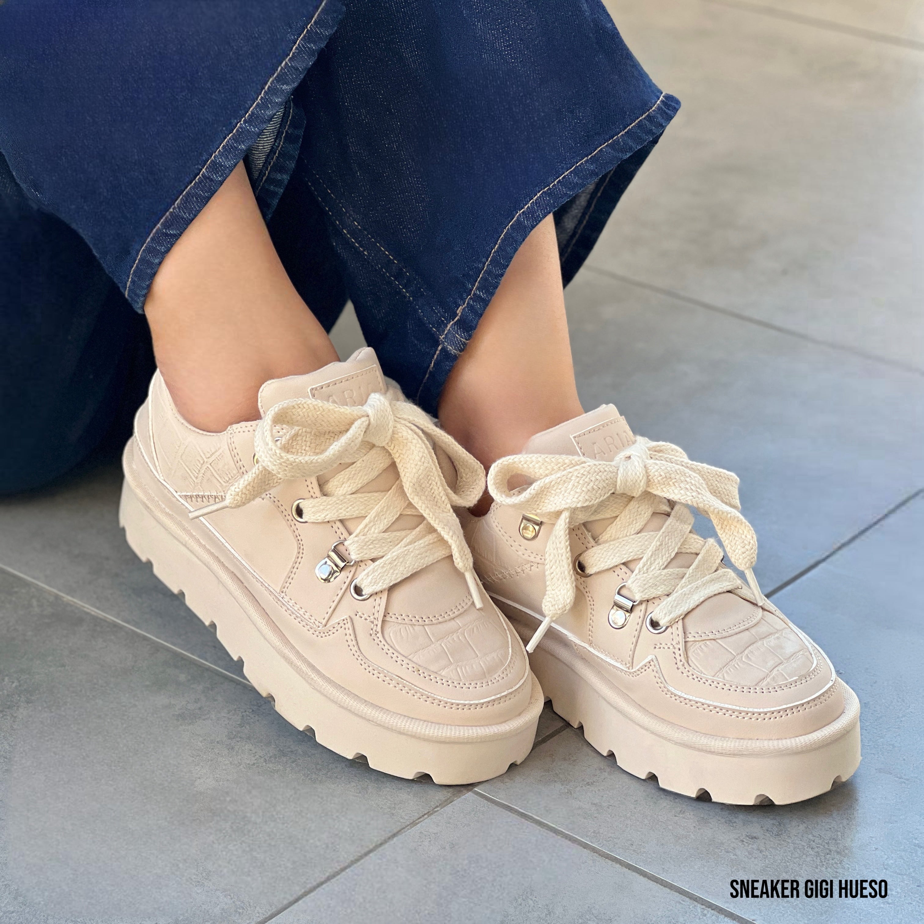 Sneaker Gigi Hueso