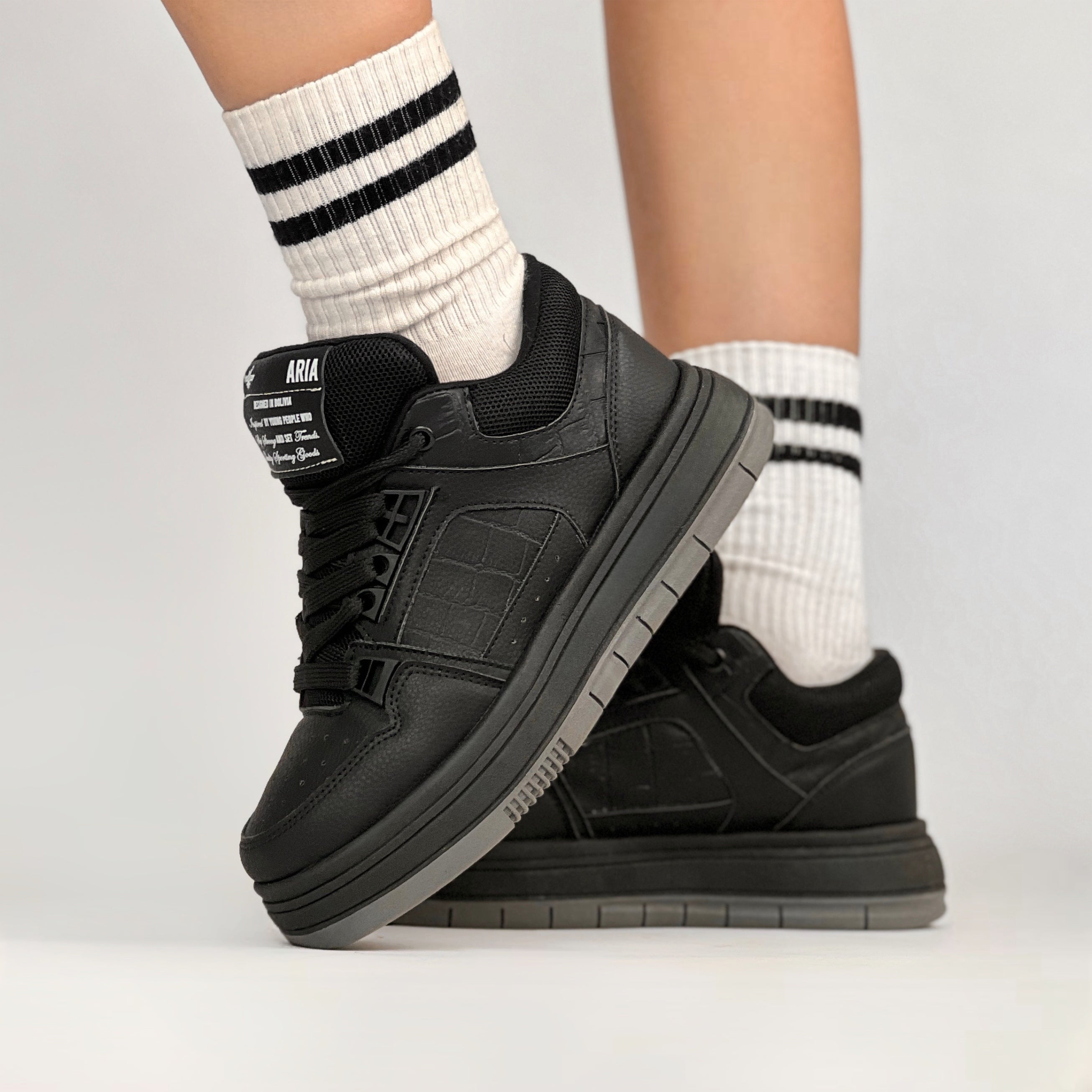 Sneaker Rebeca Negro