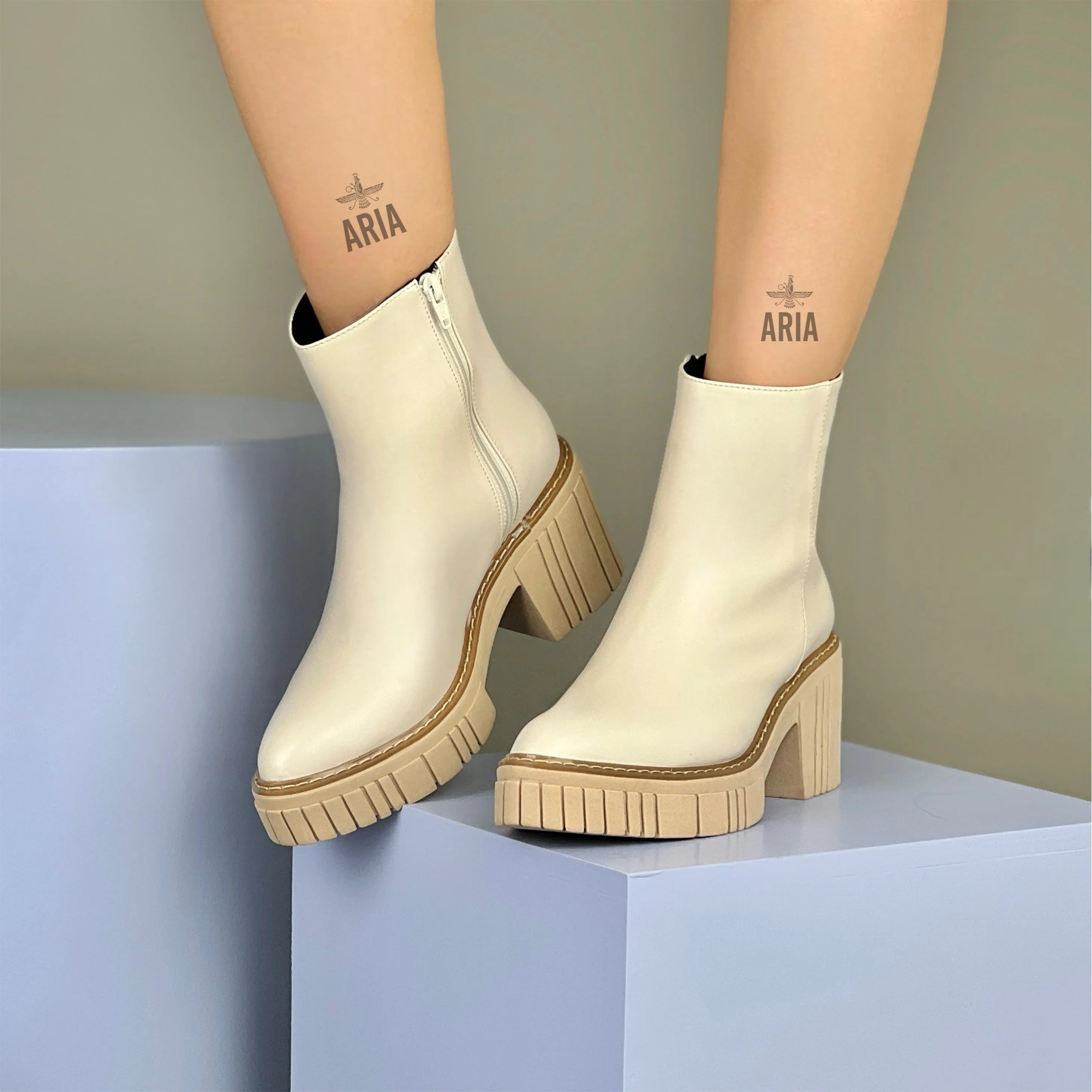 Botín Thalia  Hueso