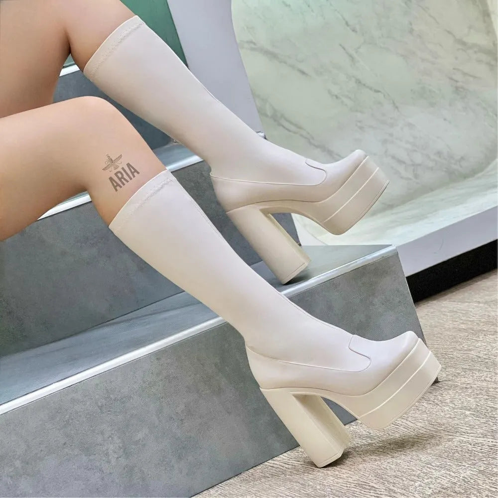 VERSARIA HADID ALMENDRA