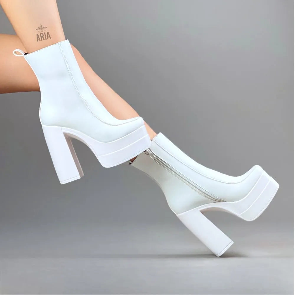 VERSARIA FRANSHESKA BLANCO