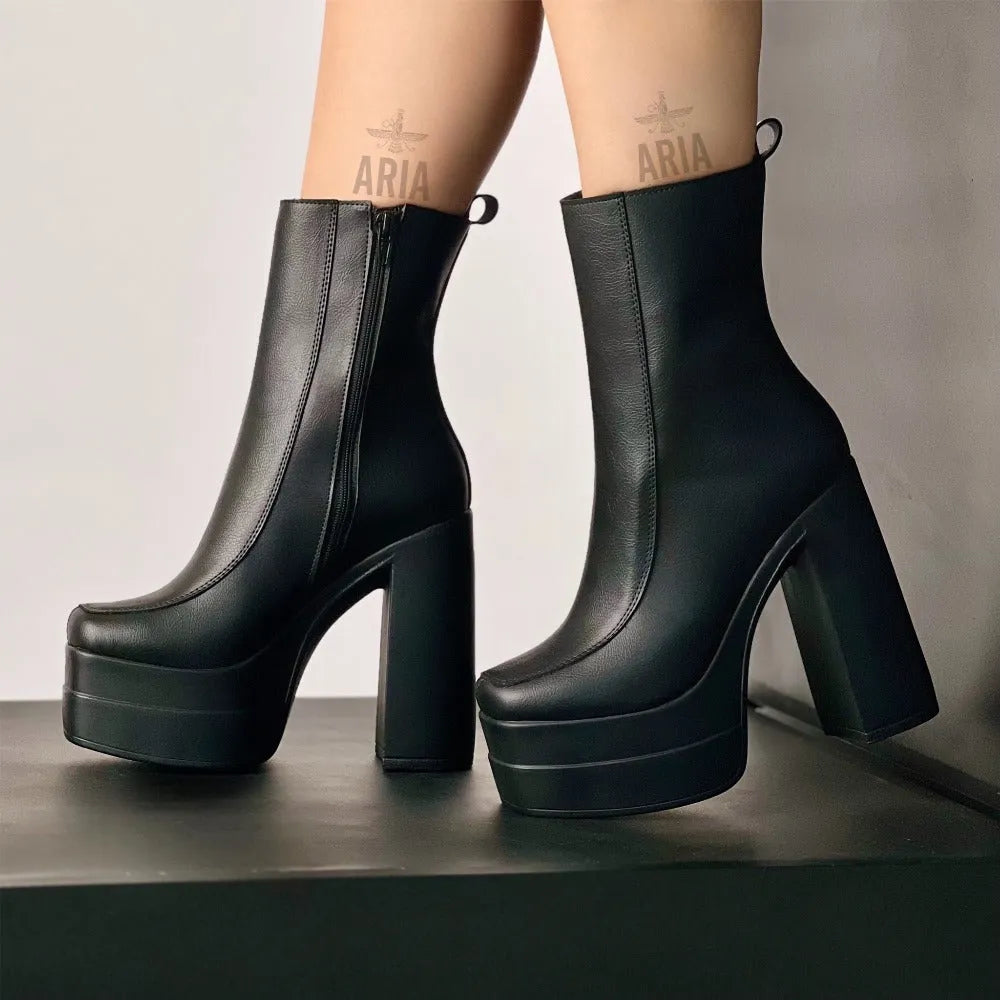 VERSARIA FRANSHESKA MATE