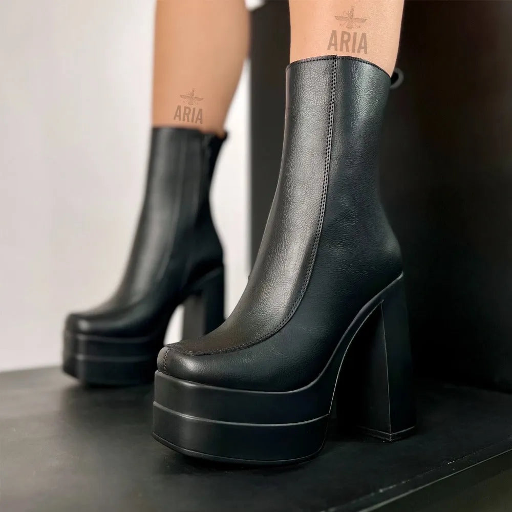 VERSARIA FRANSHESKA MATE