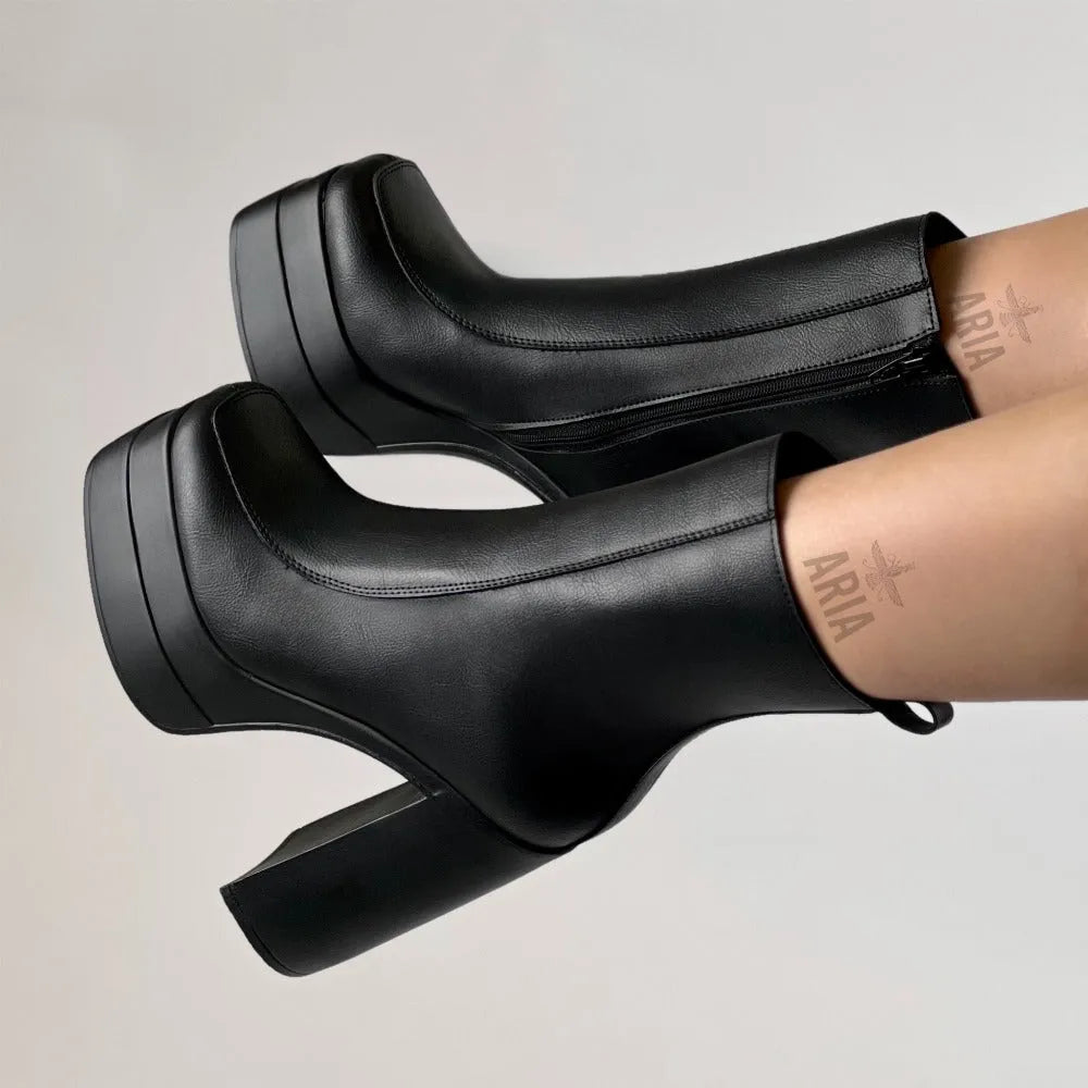 VERSARIA FRANSHESKA MATE