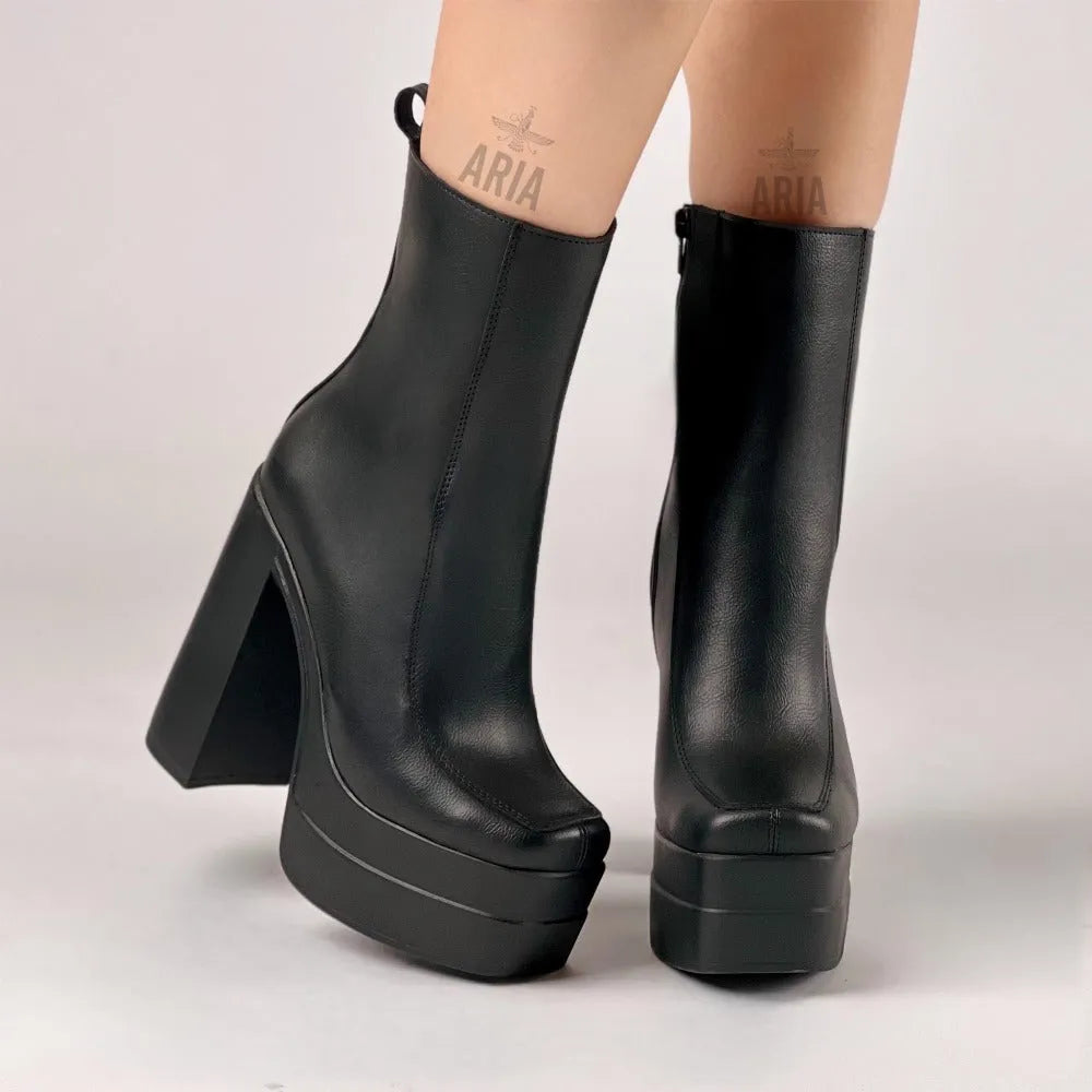 VERSARIA FRANSHESKA MATE