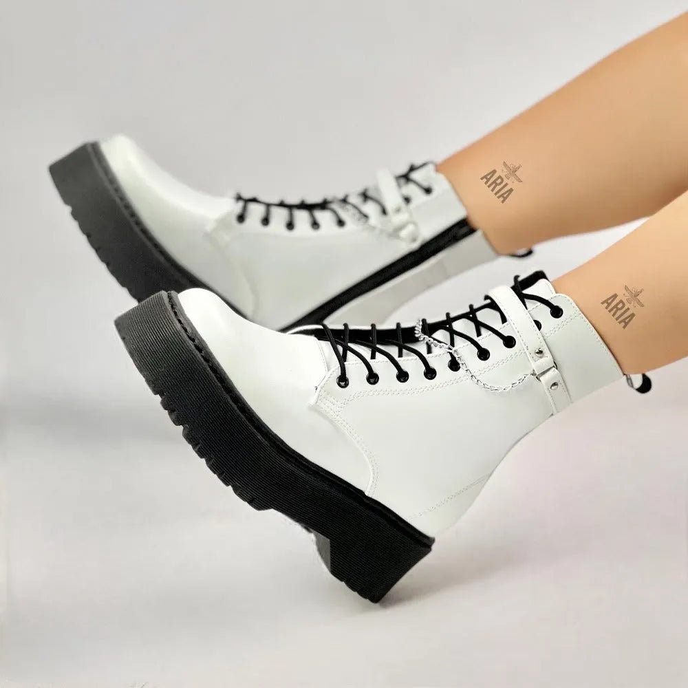 COMBAT PATRICIA BLANCO