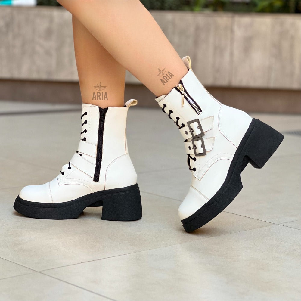 BOTIN YESSIL BLANCO