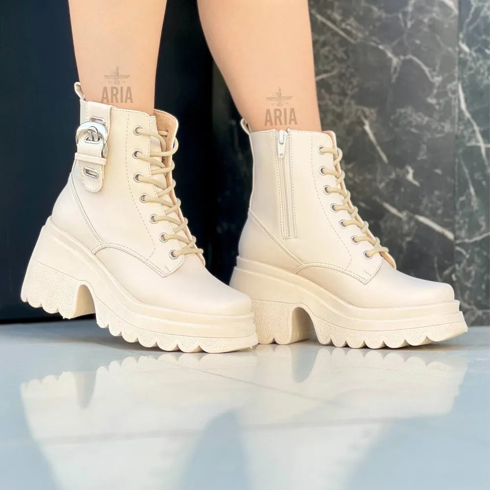 BOTIN SORAYA ALMENDRA