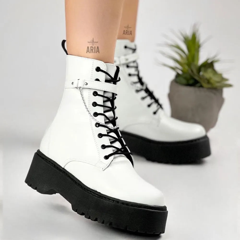 COMBAT PATRICIA BLANCO