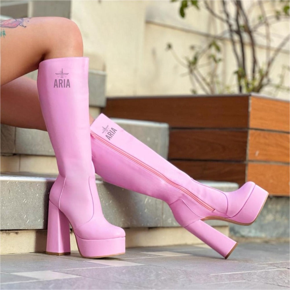 BOTA KAROL G ROSA