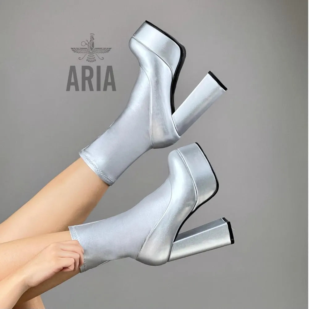 BOTA HEXY PLATA TACO 14