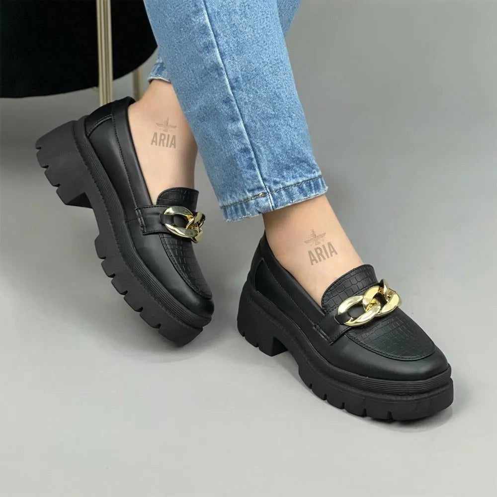 MOCASIN ALEYDA NEGRO GRABADO