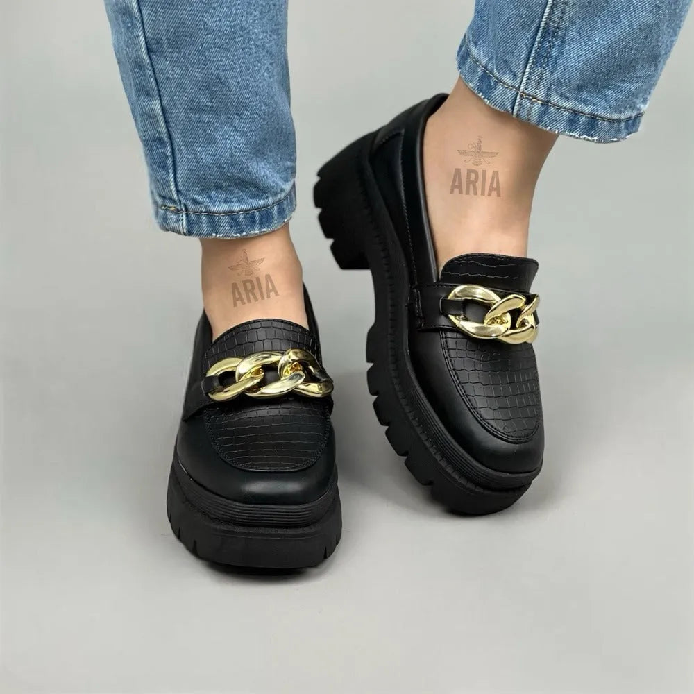 MOCASIN ALEYDA NEGRO GRABADO