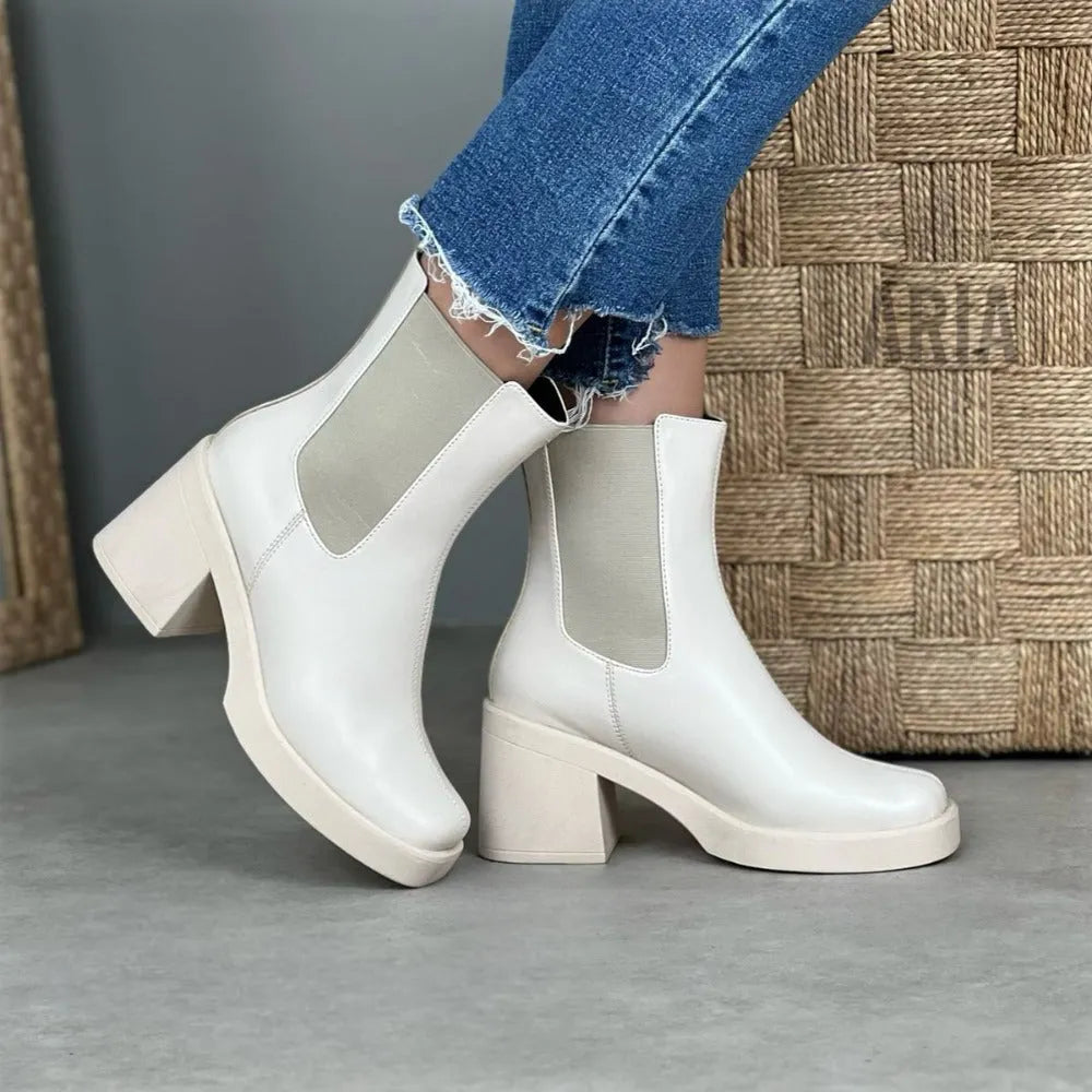 BOTIN AURORA ALMENDRA